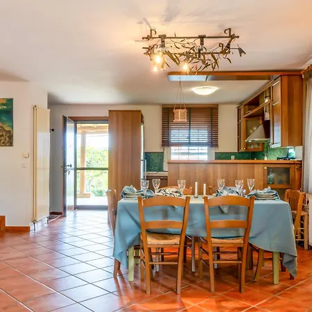 别墅 Olympus Serenity 里托楚伦